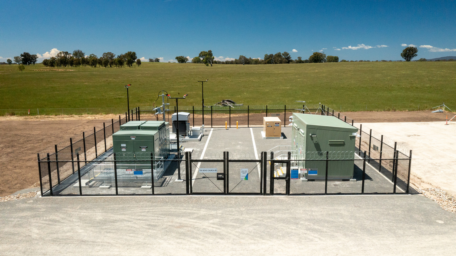 A rapid earth fault current limiter